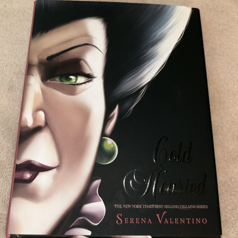 Cold Hearted Villains Book‎ 8 Serena Valentino Hardcover Disney Fairy Tale 2021